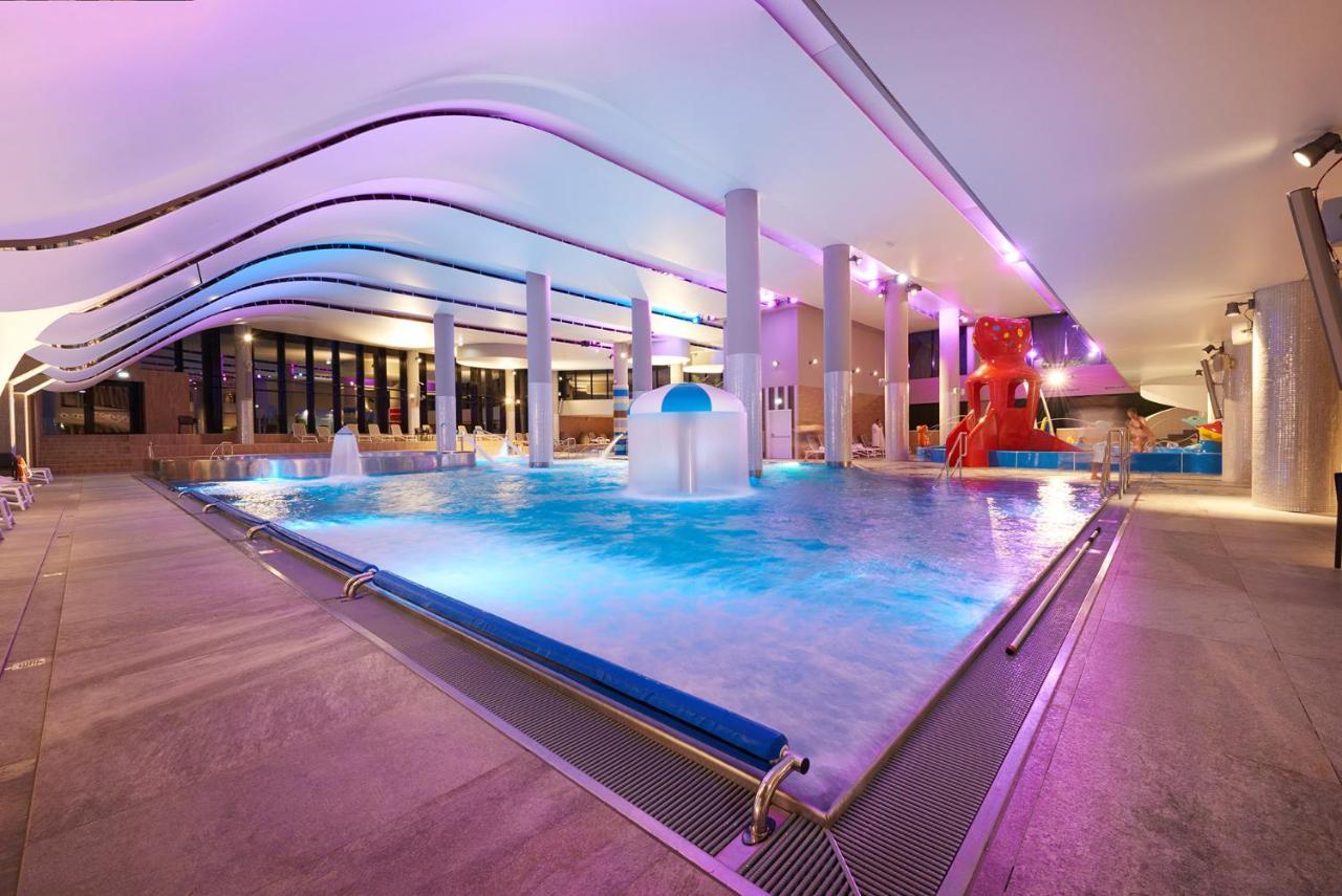 Vacationclub - Baltic Park Fort Apartament G.117 シフィノウイシチェ エクステリア 写真